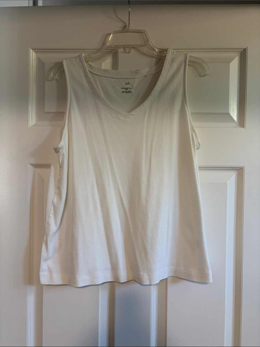 J. Jill White Sleeveless V-Neck Tank Top - Women